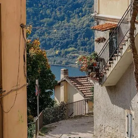 Il Borgo Delle Fragoline 公寓 *